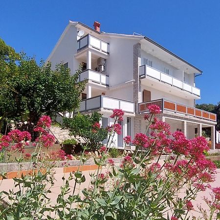 ראב Milijana Apartments Rab מראה חיצוני תמונה