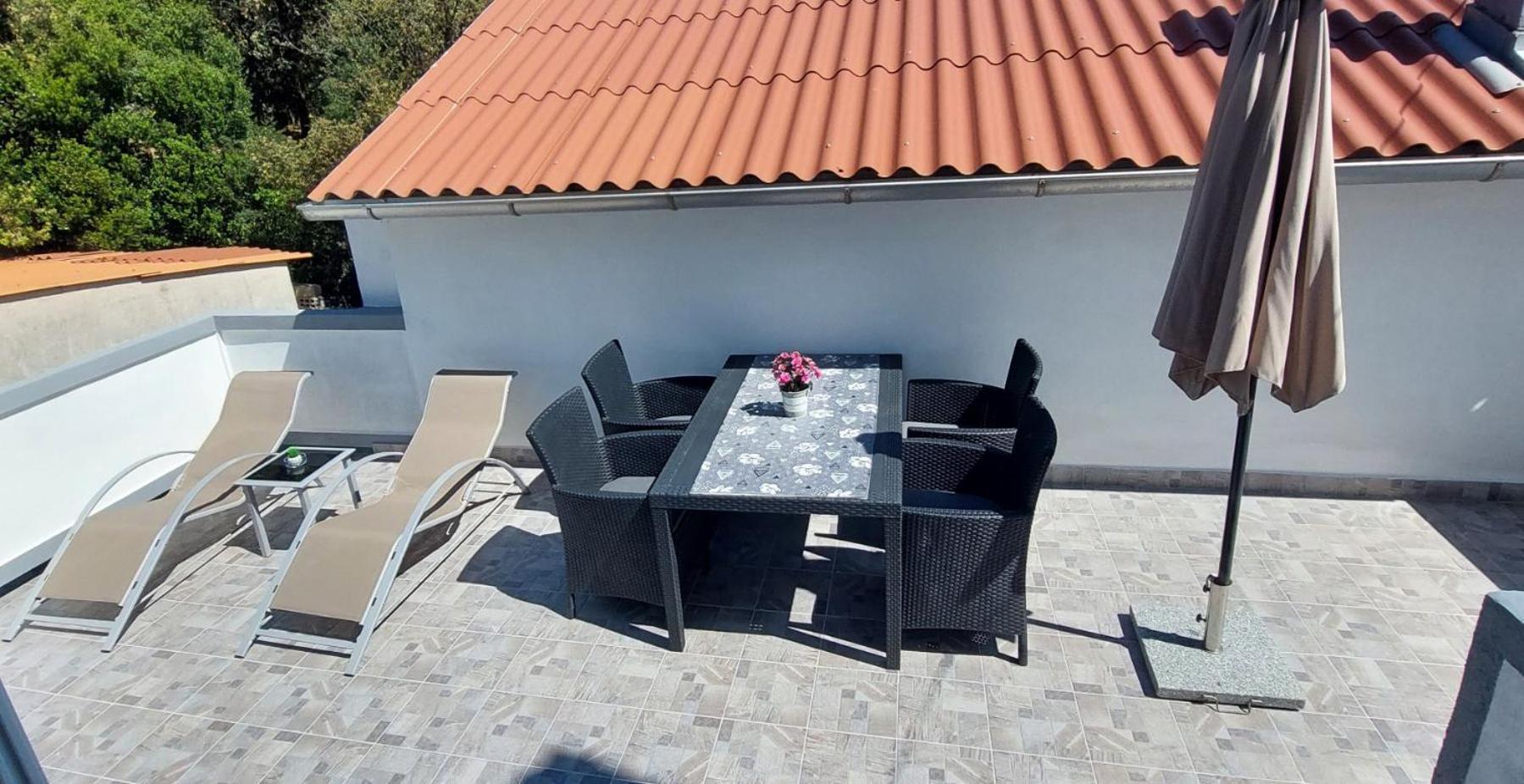 ראב Milijana Apartments Rab מראה חיצוני תמונה